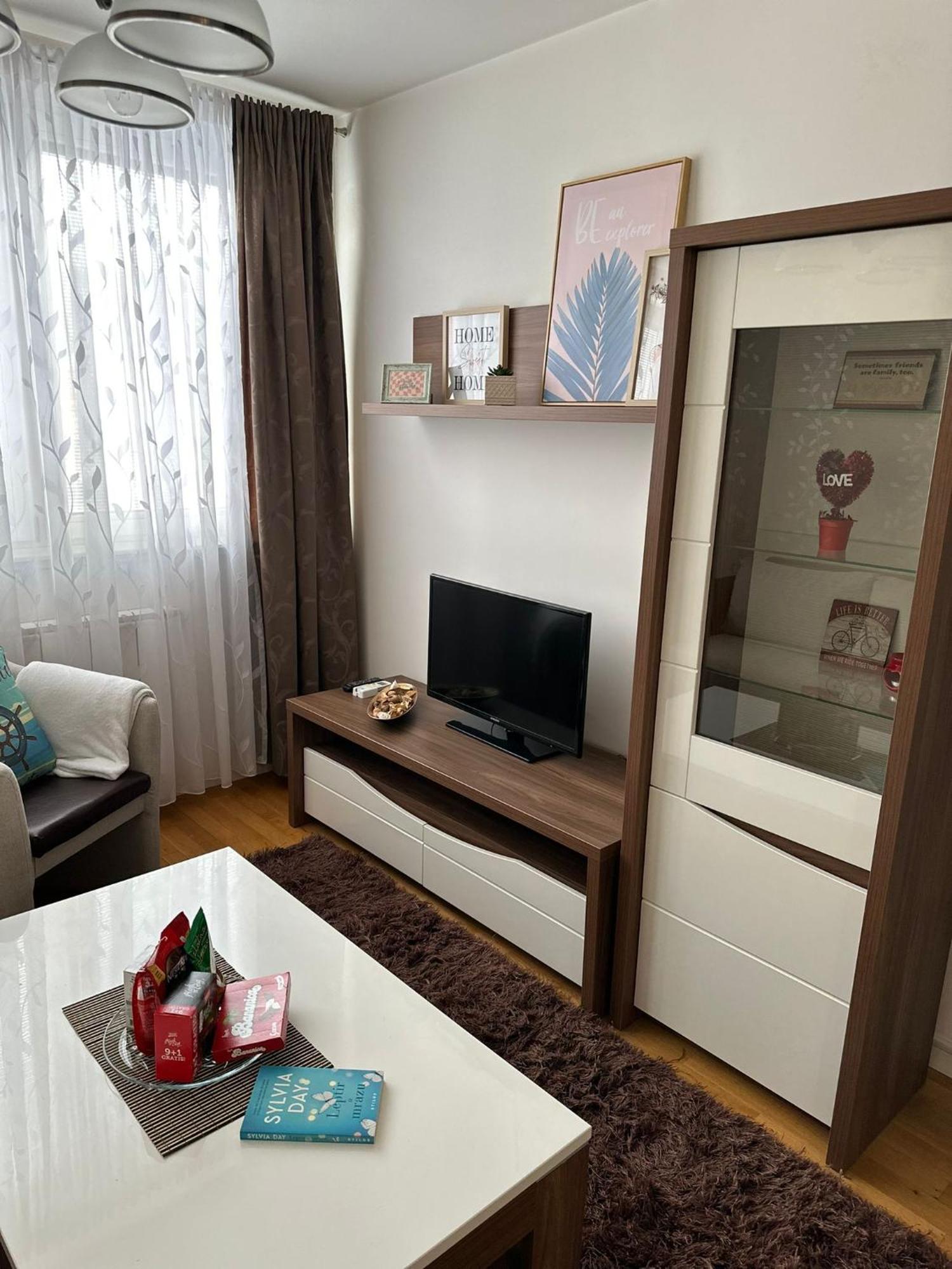 Bloom Apartment